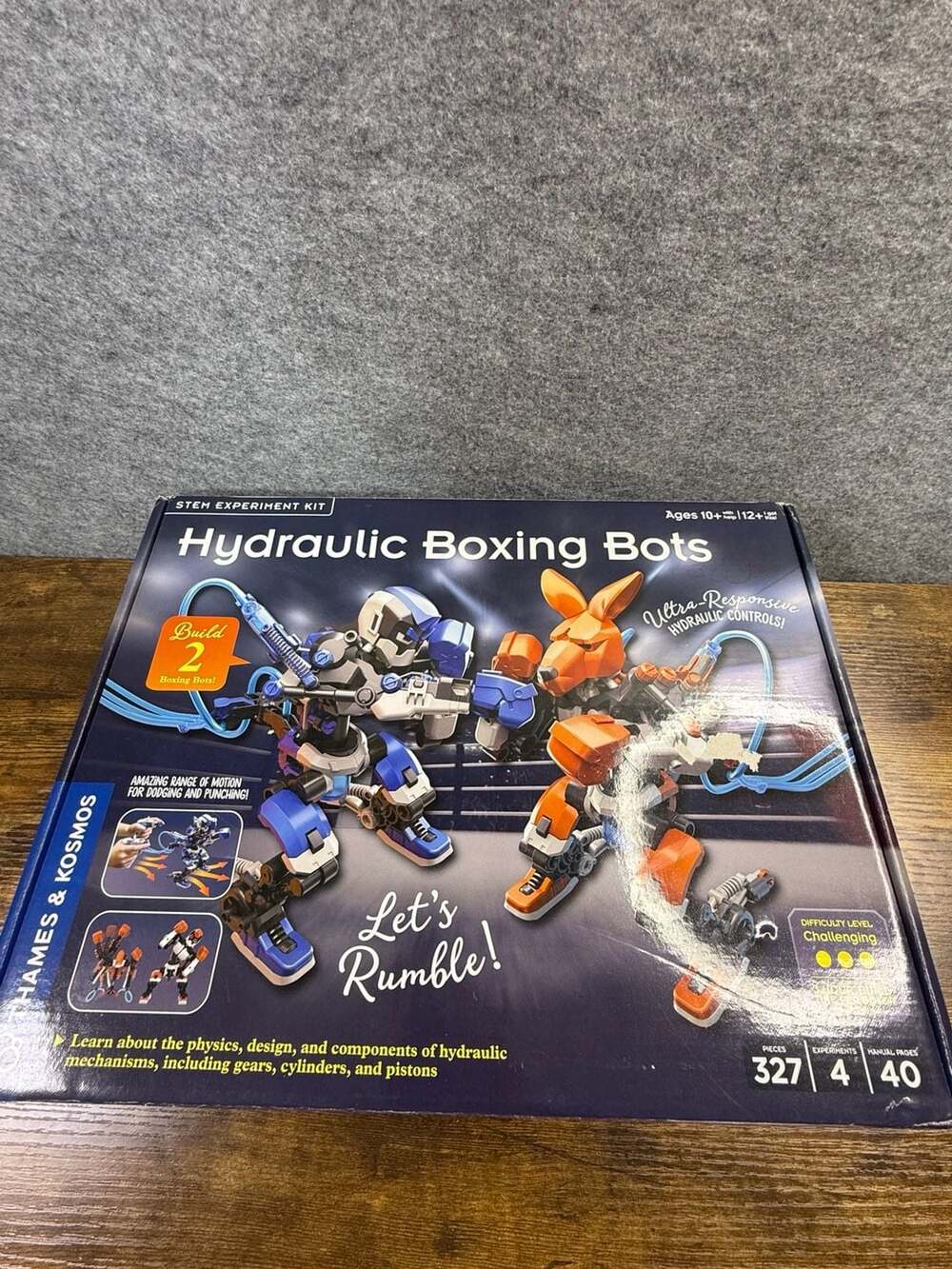 Thames & Kosmos Hydraulic Boxing Bots STEM Experiment Kit